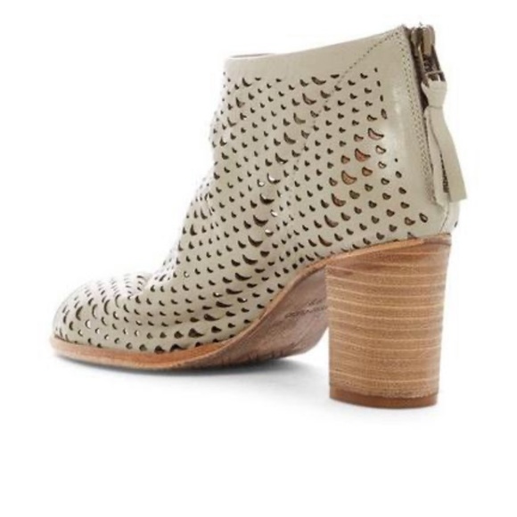 Sheridan Mia Paola Peep Toe Bootie - Picture 10 of 11